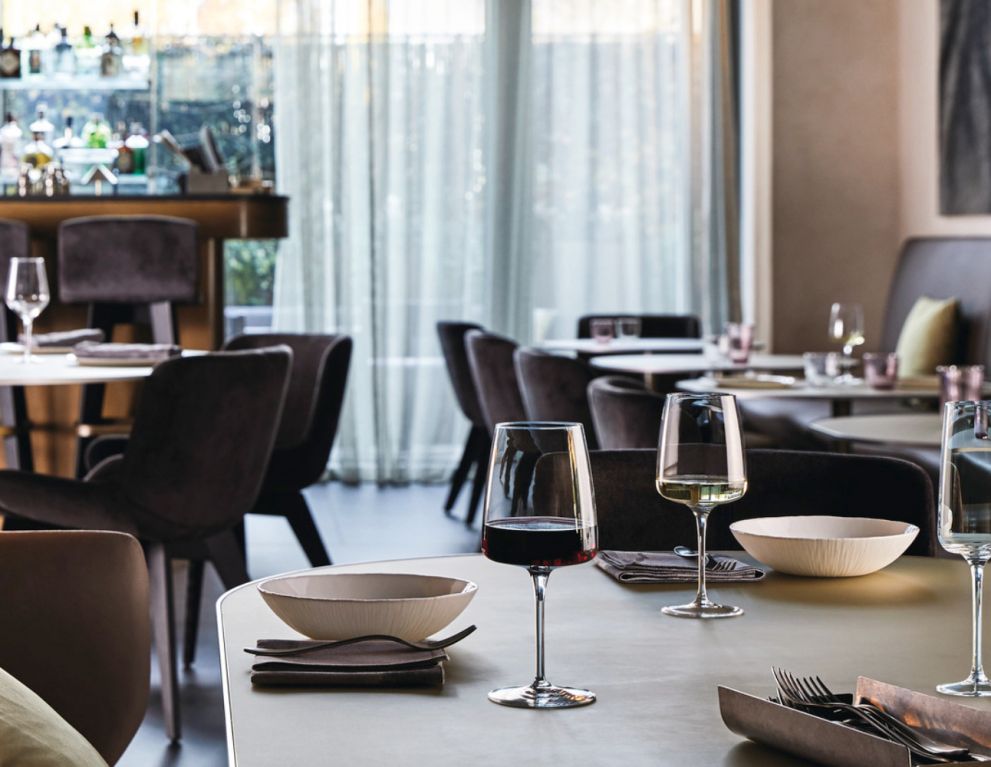 Esplora l’eleganza dei nostri vetri e cristalli